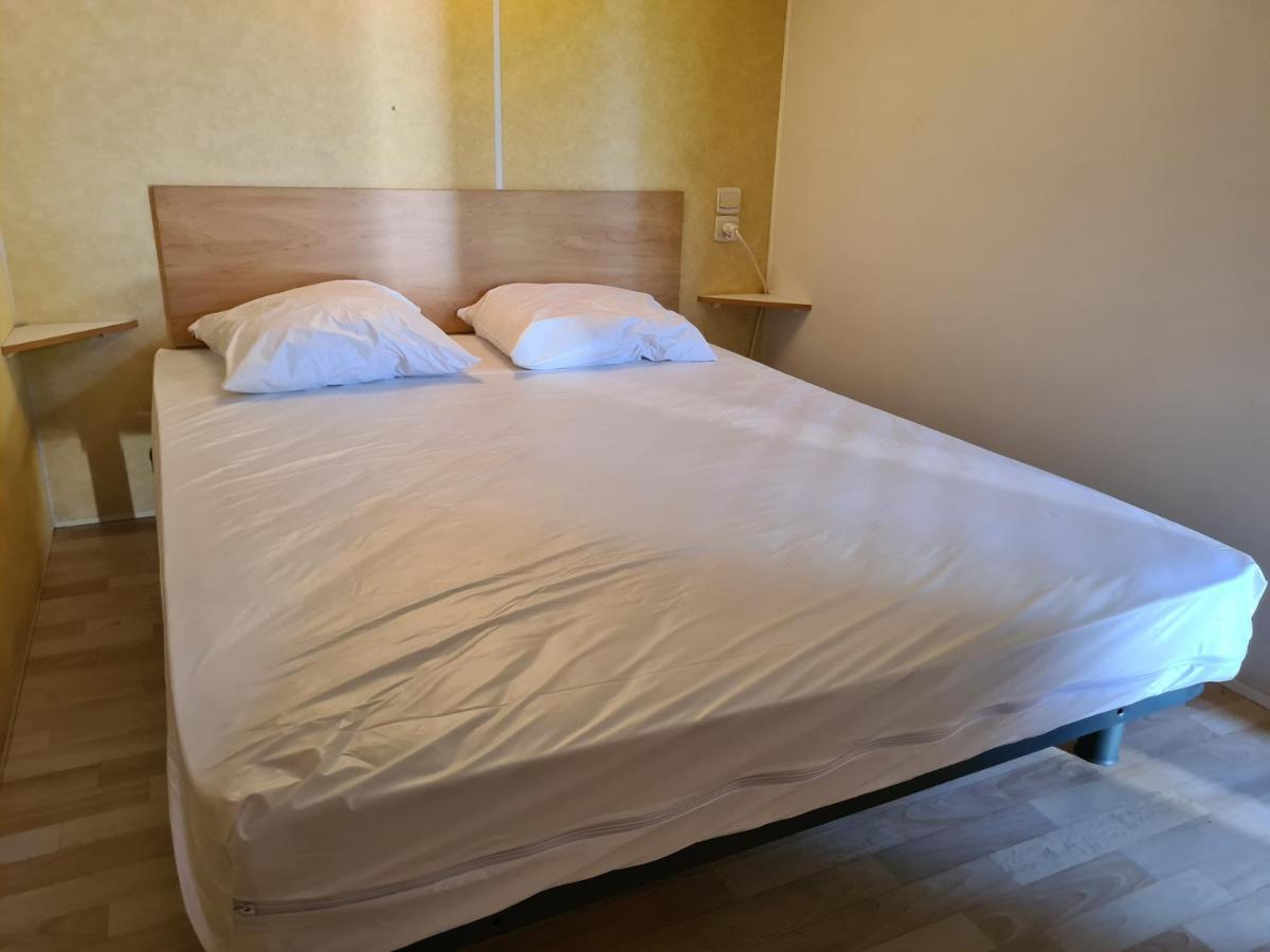 Resort & Camping - Val De Braye Bessé-sur-Braye المظهر الخارجي الصورة