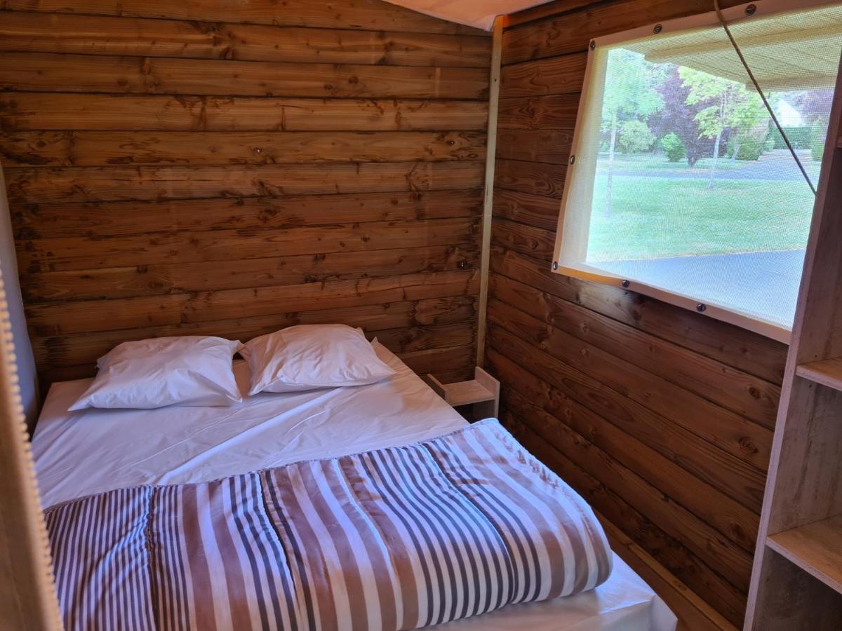 Resort & Camping - Val De Braye Bessé-sur-Braye المظهر الخارجي الصورة