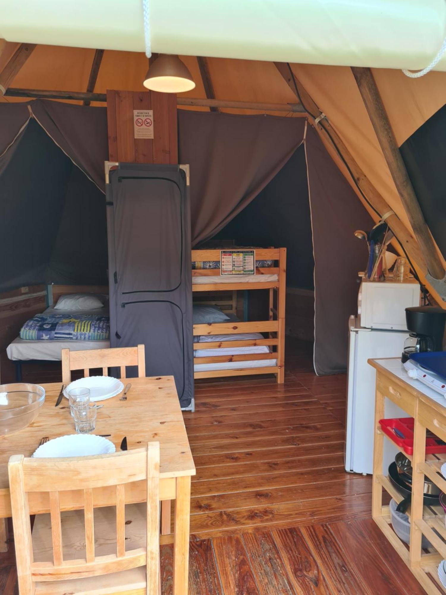 Resort & Camping - Val De Braye Bessé-sur-Braye المظهر الخارجي الصورة